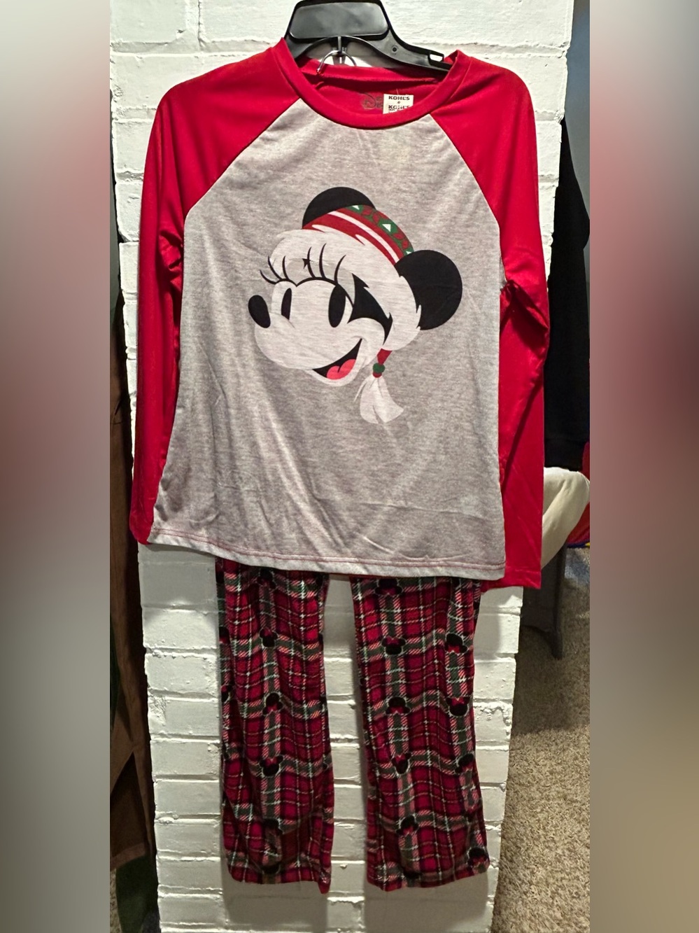 Disney Red & Gray Minnie Mouse Plaid Holiday Pajama Set Size XS New